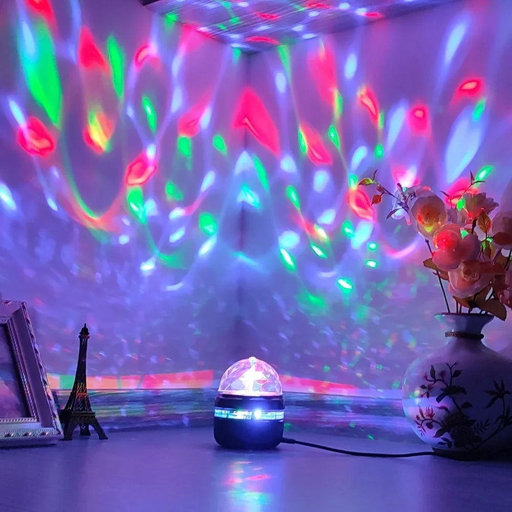 Przenośny projektor LED z efek – Accessories For Your Gaming Room recenzja i cena